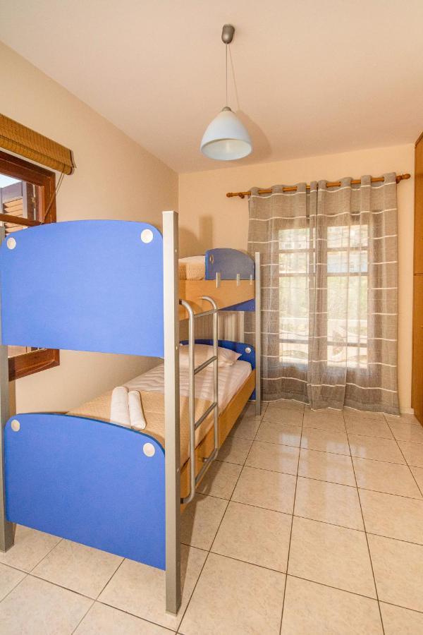 Appartement Strevagio Family House à Kíssamos Extérieur photo